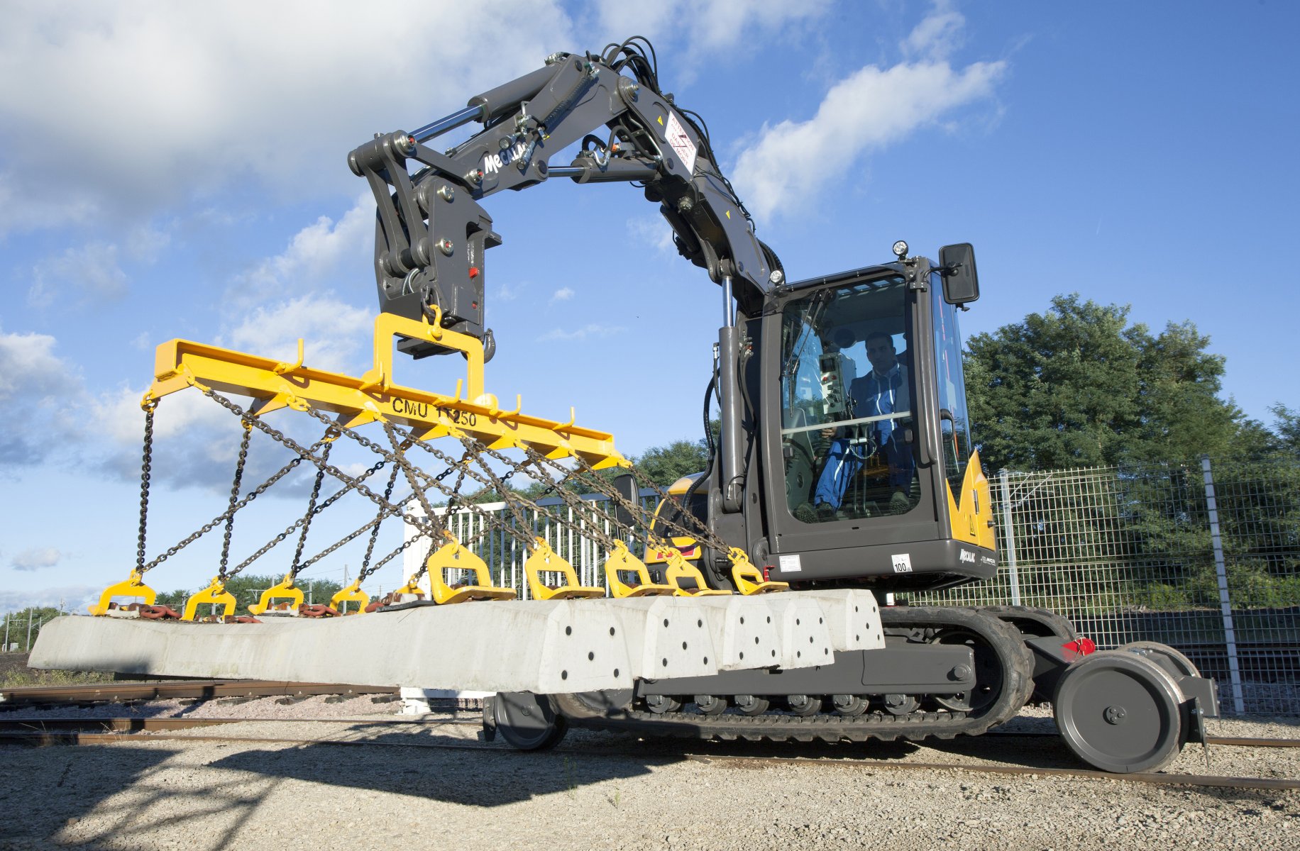 Rail Road Excavators Mecalac 8MCR RR